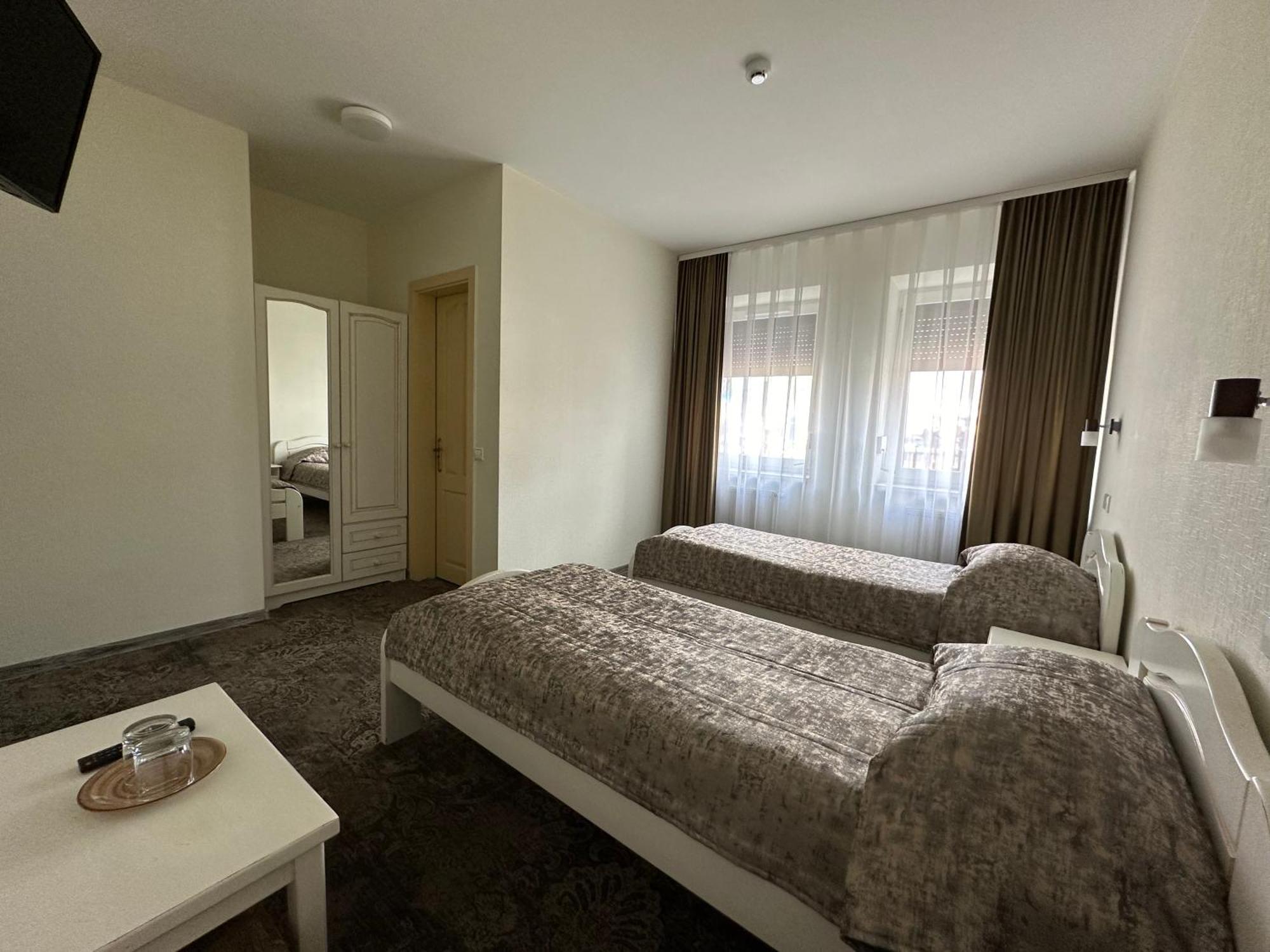 Keta Hotel Marijampole Luaran gambar