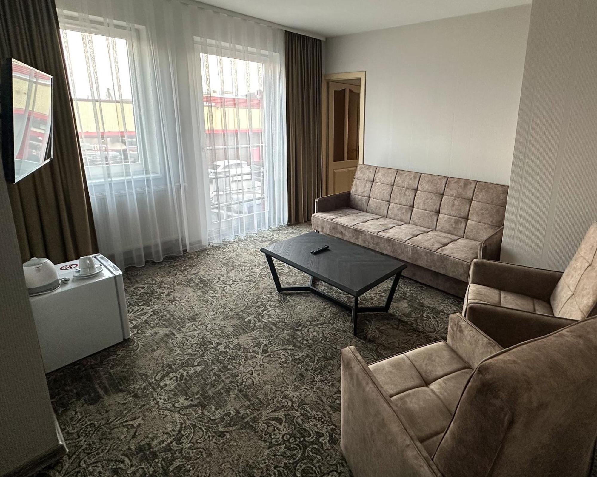 Keta Hotel Marijampole Luaran gambar
